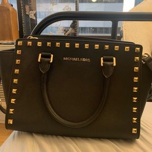 Selma Medium Studded Messenger Bag